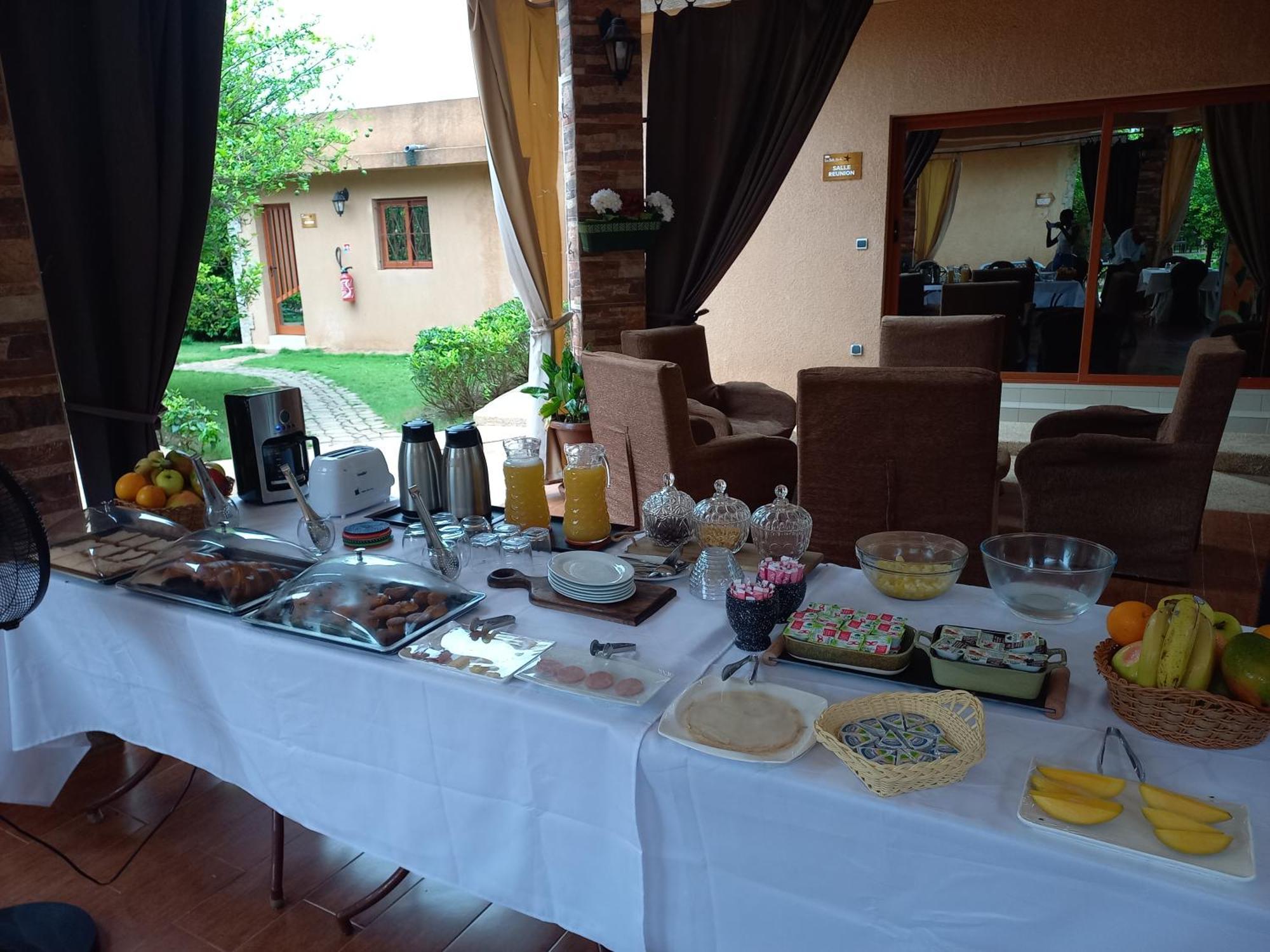 Hôtel La Belle Etoile Saly Portudal Eksteriør billede